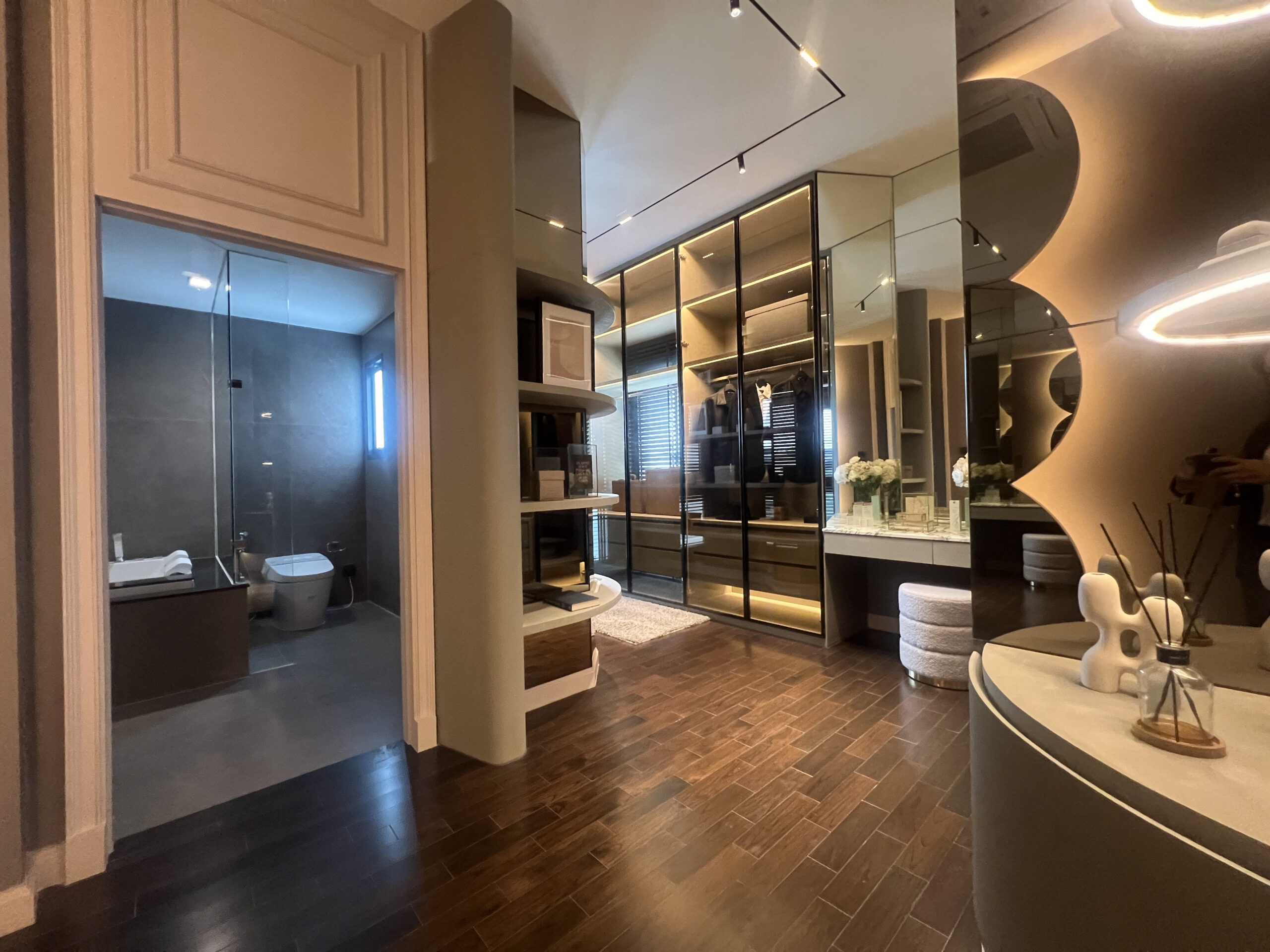 แกรน บางกอก บูเลอร์วาร์ด กรุงเทพกรีฑา บ้านหรู ทำเลดี ใกล้สุวรรณภูมิ - Image 8